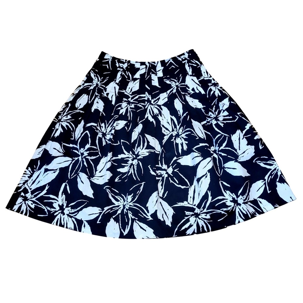 Lafayette 148 New York Skirt‎ Black White 8 Floral Pleated Midi Professional - Picture 2 of 5
